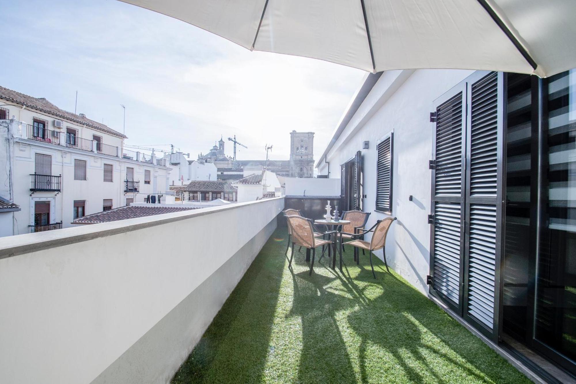 גרנדה Apartamento Atico Real Suites מראה חיצוני תמונה
